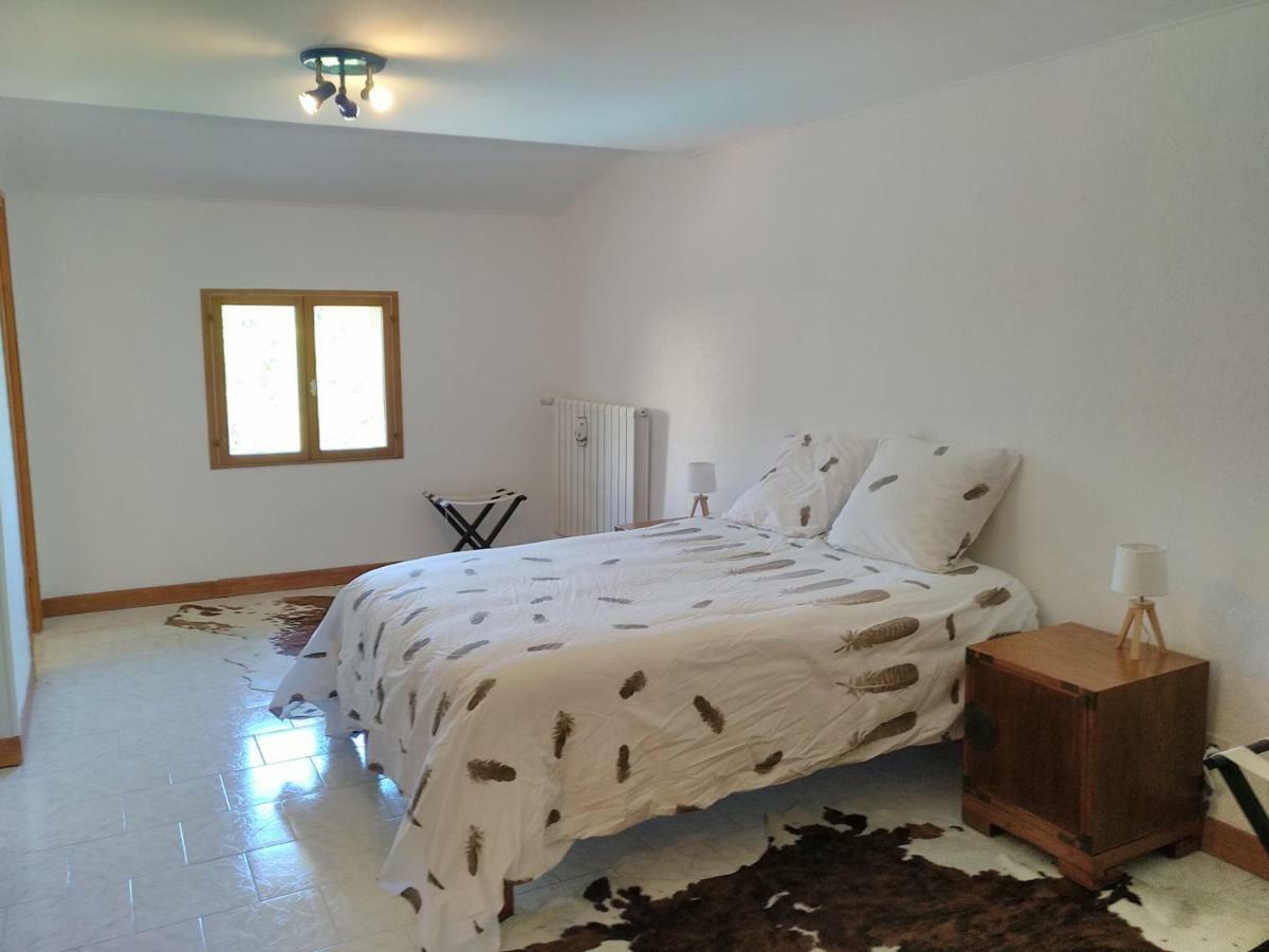 Villa Gres Vaillant Saint-Polycarpe Exterior foto